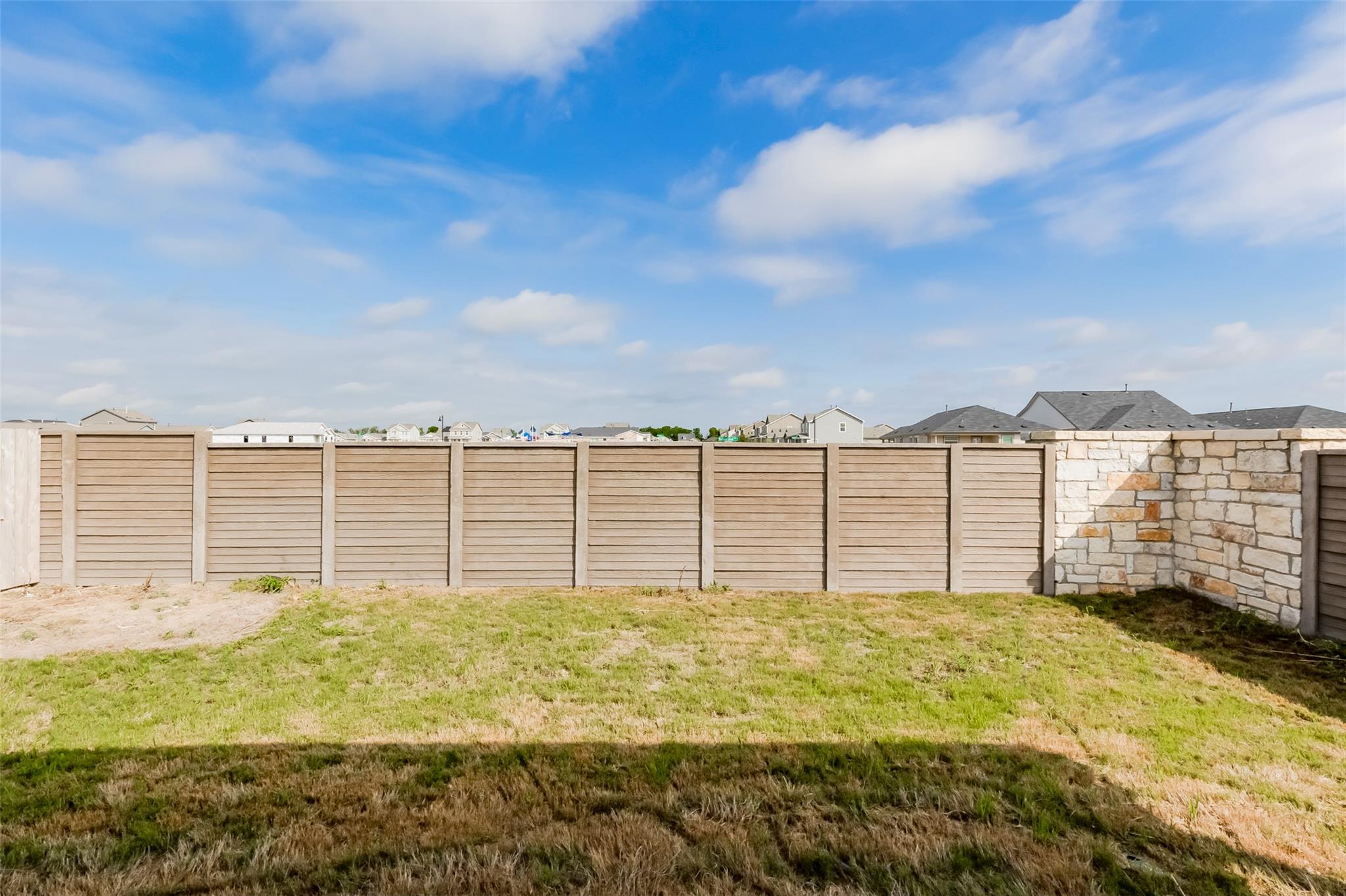 591 Avre Loop Property Photo 30