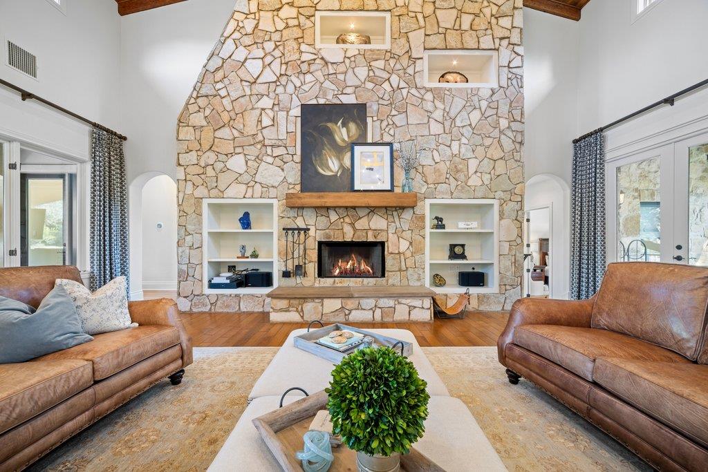 10500 Milky Way Property Photo 6