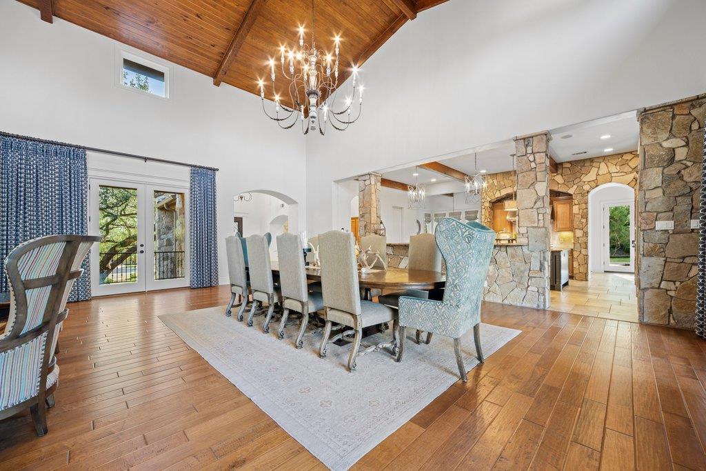 10500 Milky Way Property Photo 8