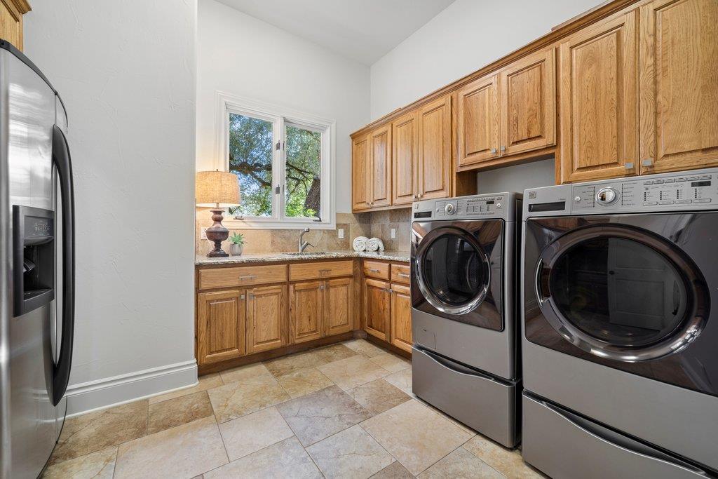 10500 Milky Way Property Photo 23