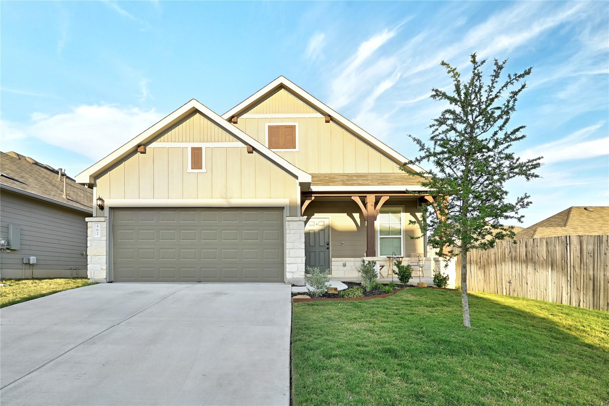 462 Tree Nut Loop Property Photo 2
