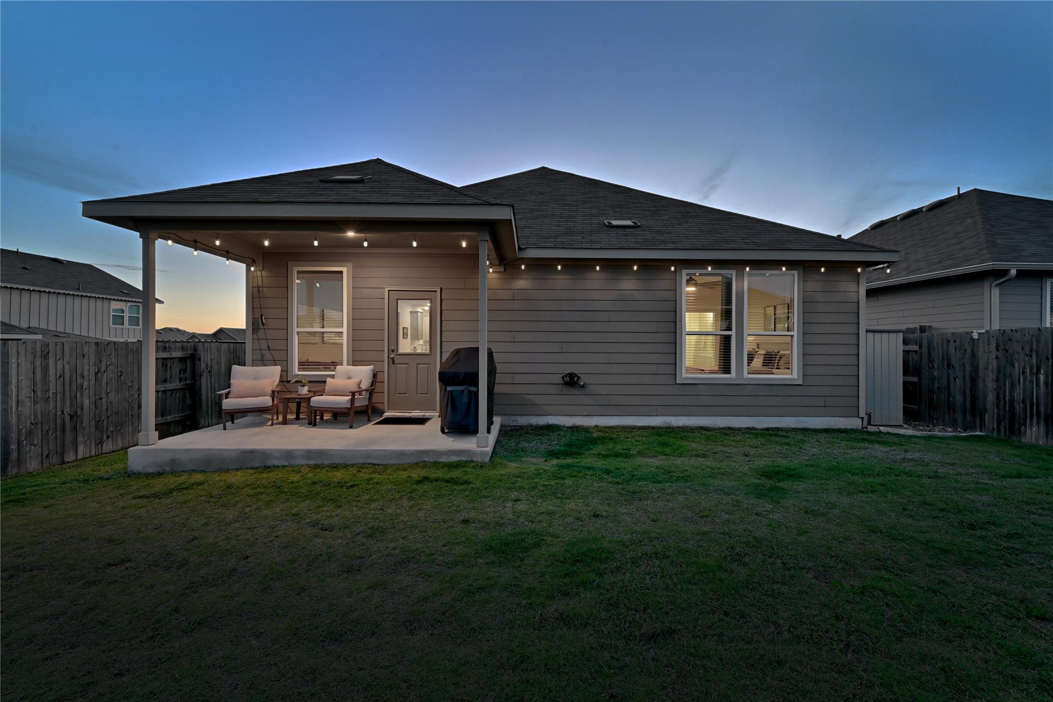 462 Tree Nut Loop Property Photo 7