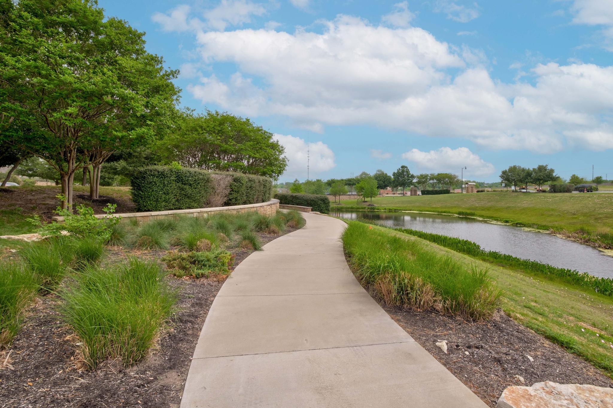 462 Tree Nut Loop Property Photo 37