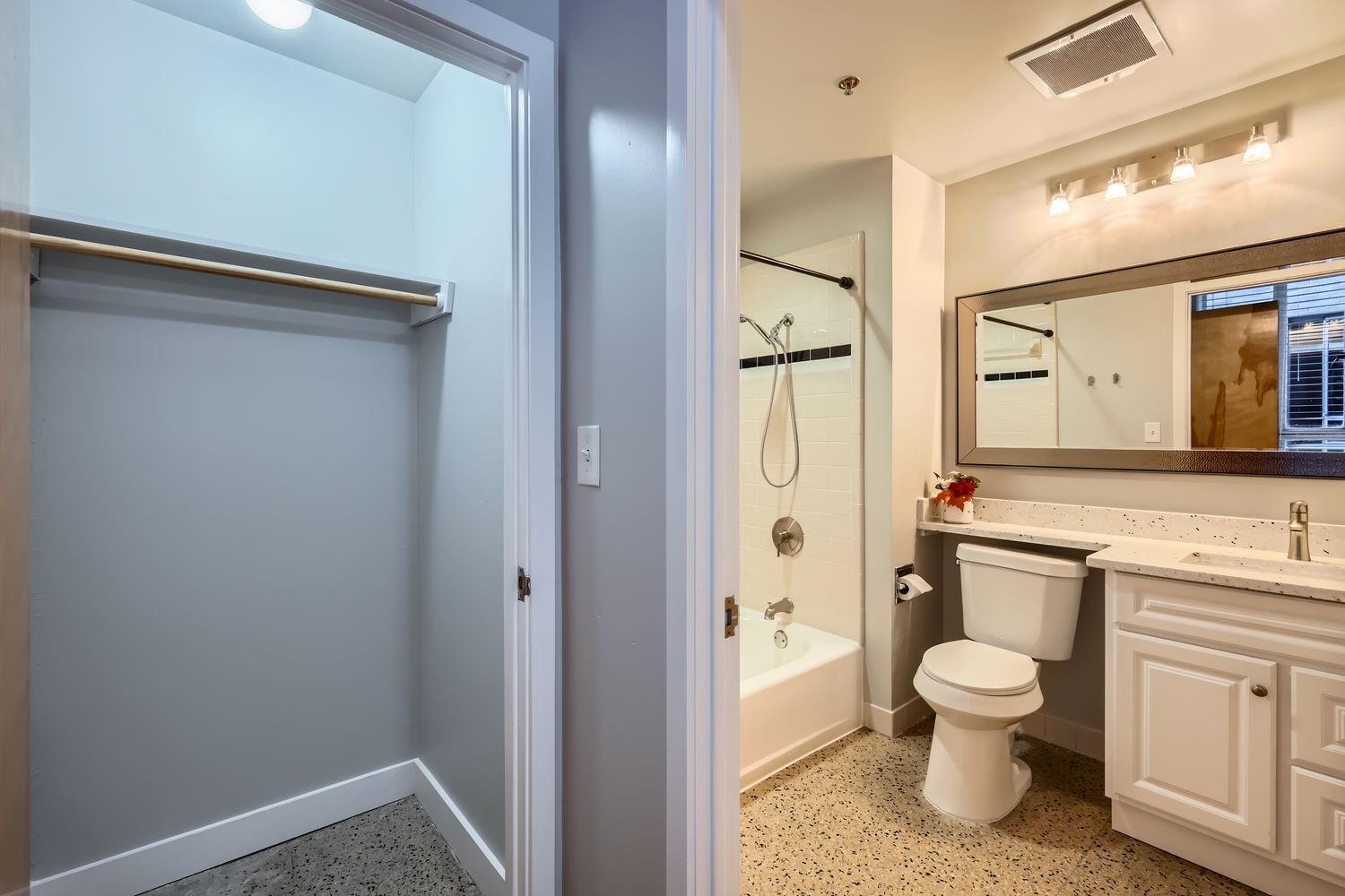 710 Colorado St 2a Property Photo 11