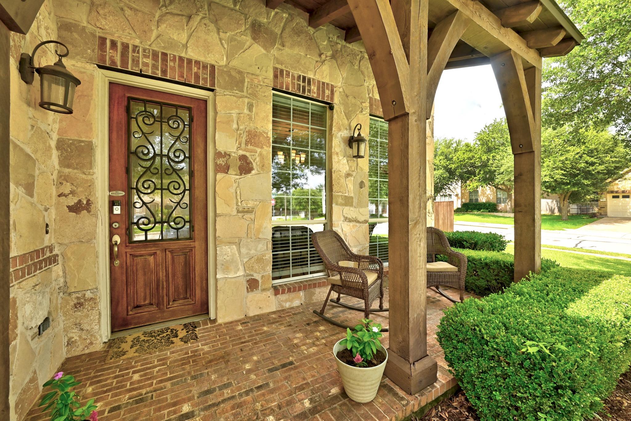 1385 Pine Forest Cir Property Photo 7