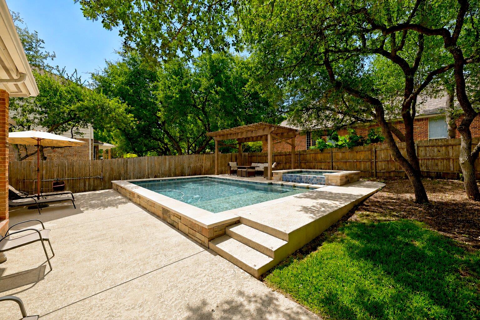 1385 Pine Forest Cir Property Photo 30