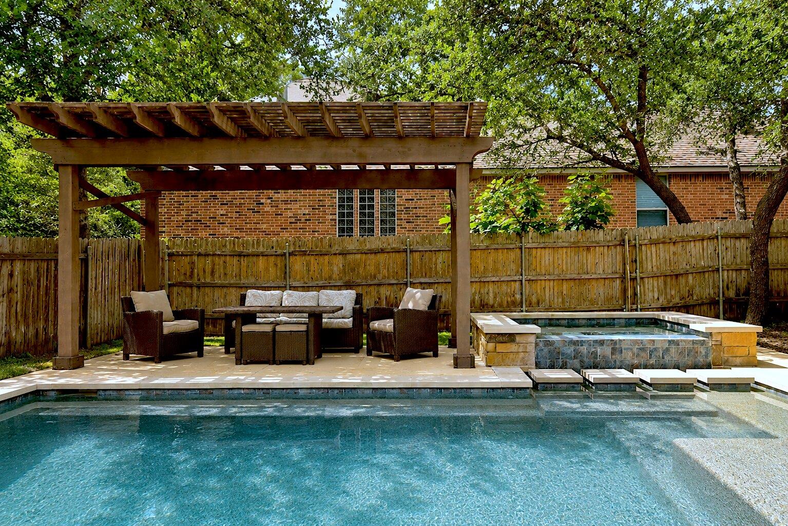 1385 Pine Forest Cir Property Photo 31