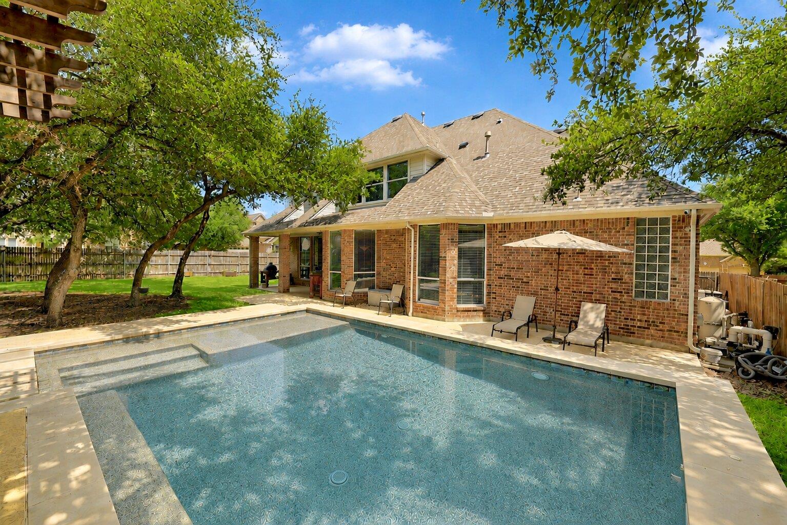 1385 Pine Forest Cir Property Photo 32