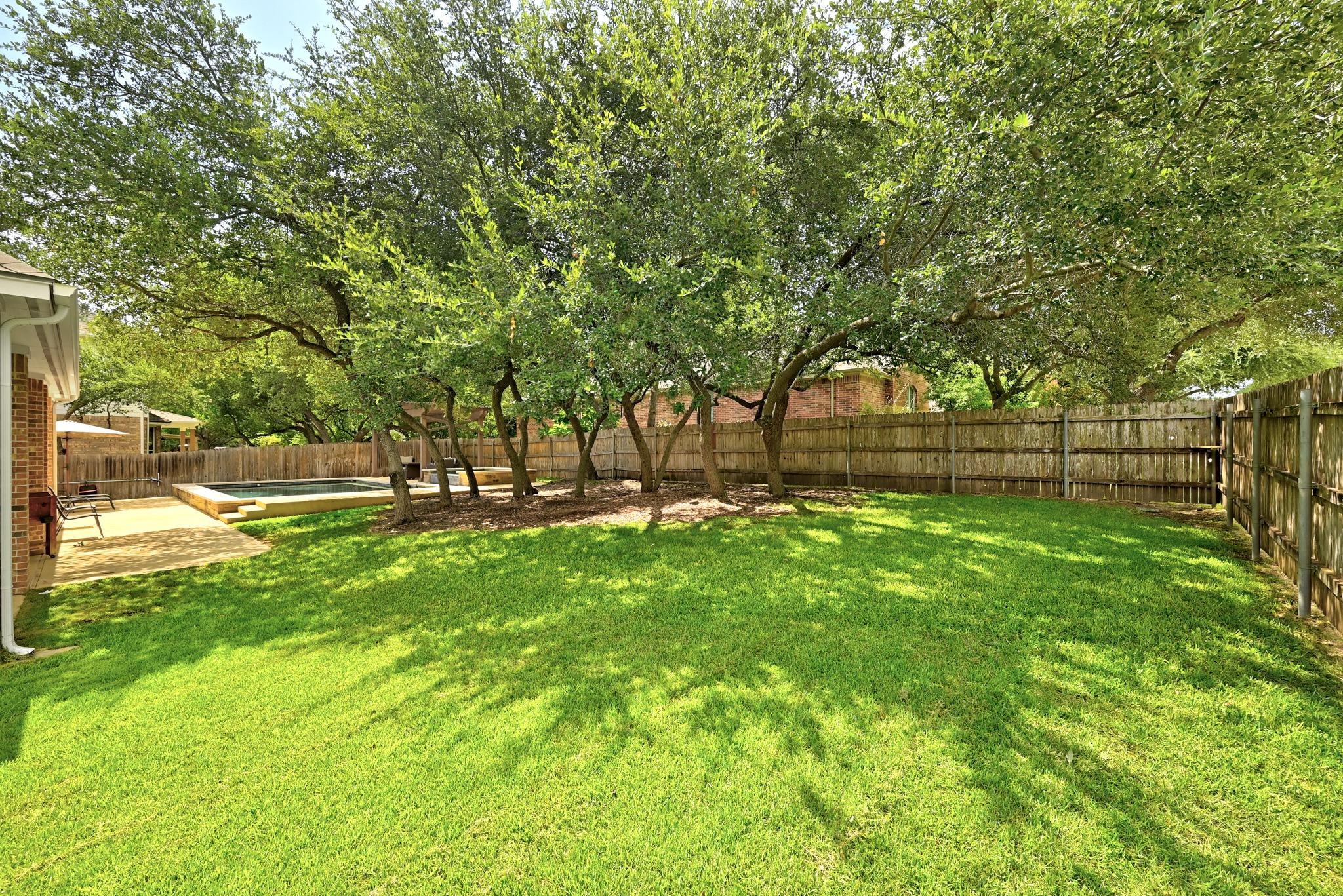 1385 Pine Forest Cir Property Photo 34