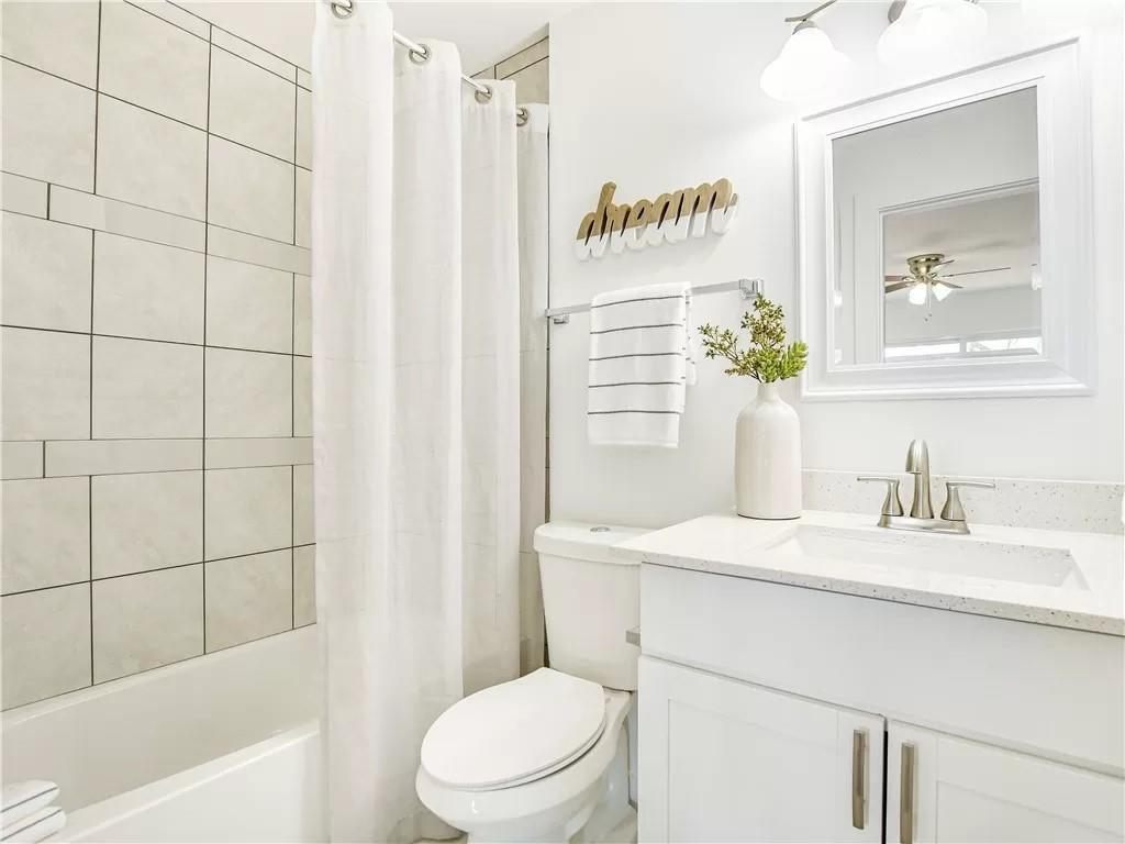 6409 Burns St 104 Property Photo 5