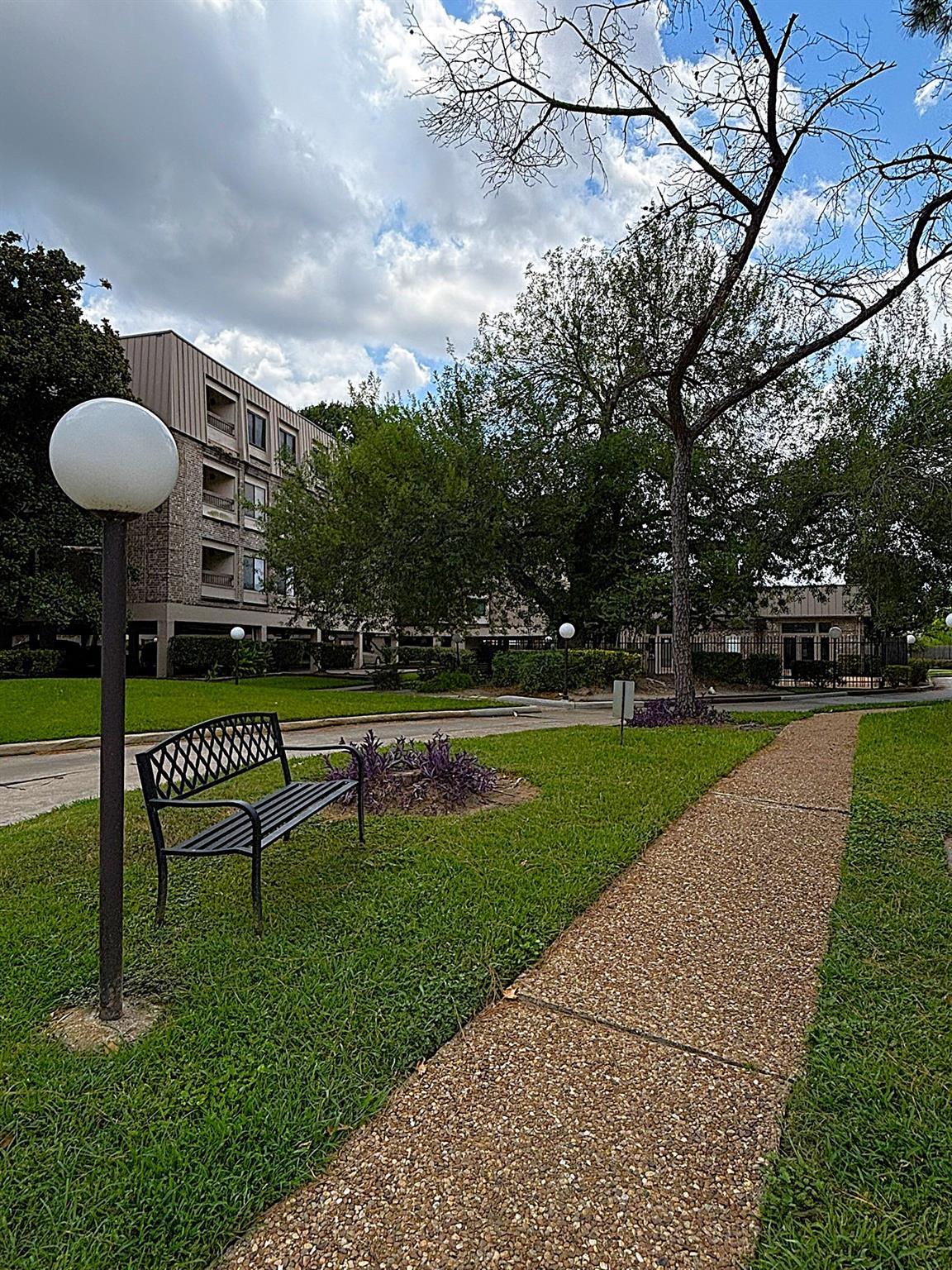 2207 S Braeswood Blvd #41e Property Photo 1