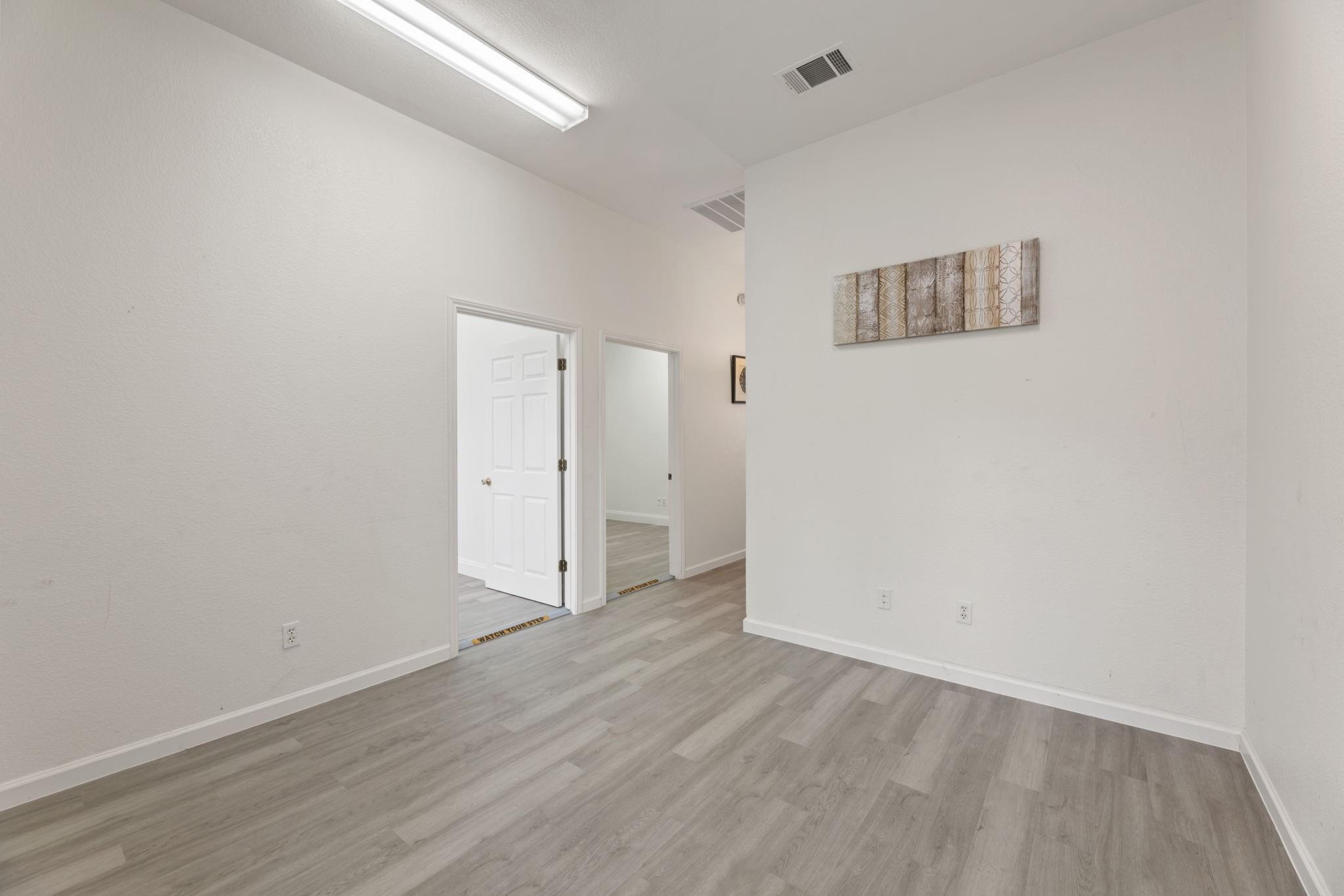 15901 Central Commerce Dr 605 Property Photo 4