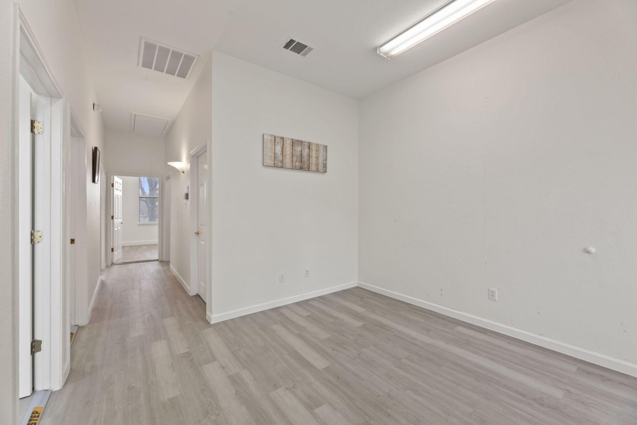 15901 Central Commerce Dr 605 Property Photo 5