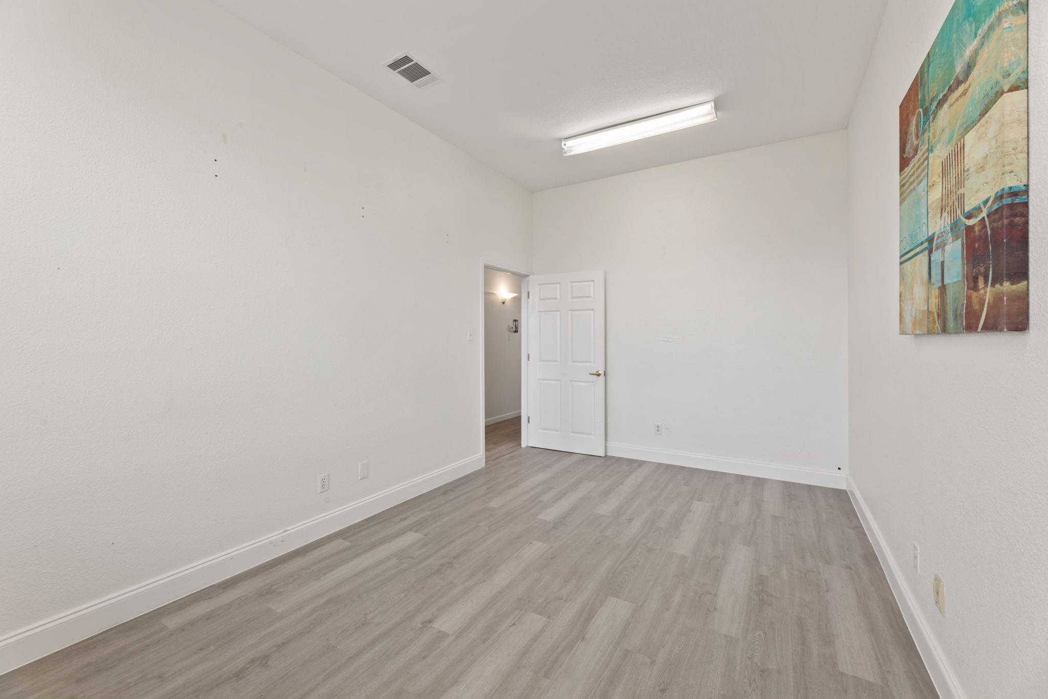 15901 Central Commerce Dr 605 Property Photo 15
