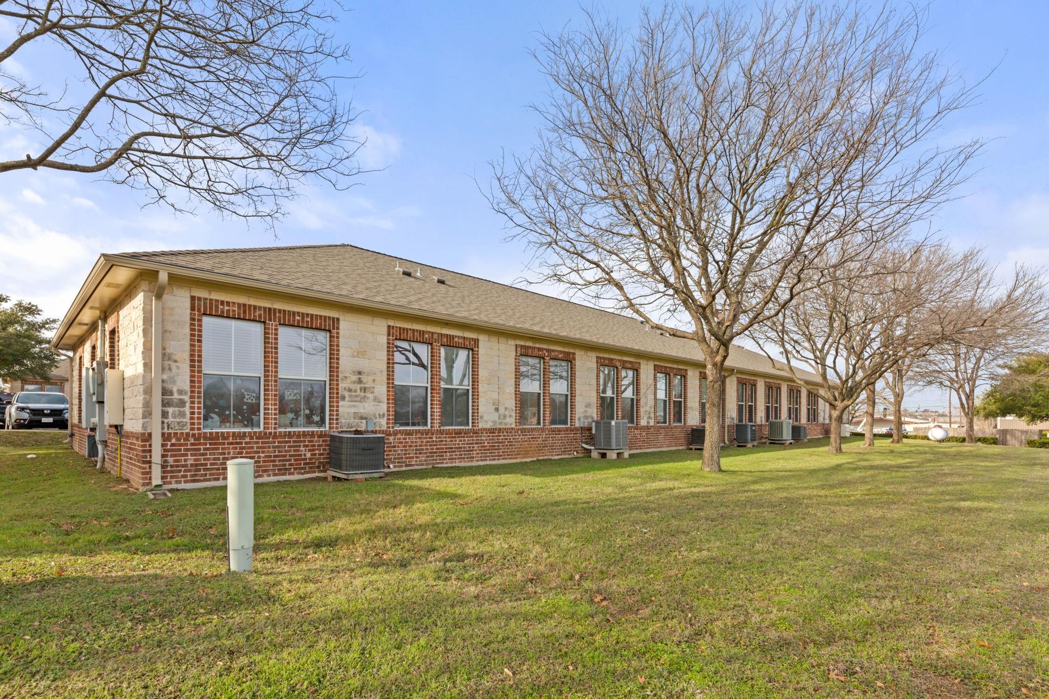 15901 Central Commerce Dr 605 Property Photo 16