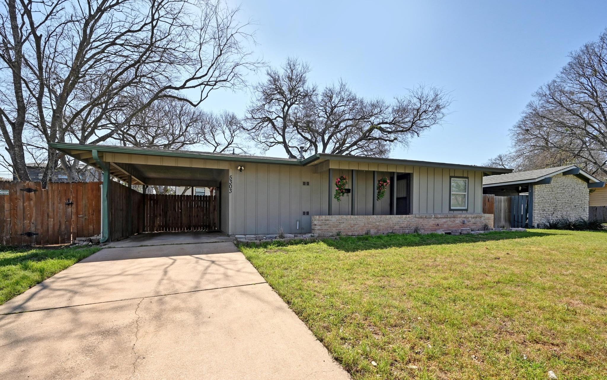 5303 Kings Highway Property Photo 3