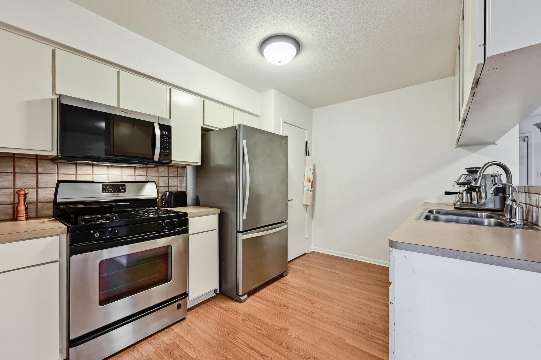 5303 Kings Highway Property Photo 8