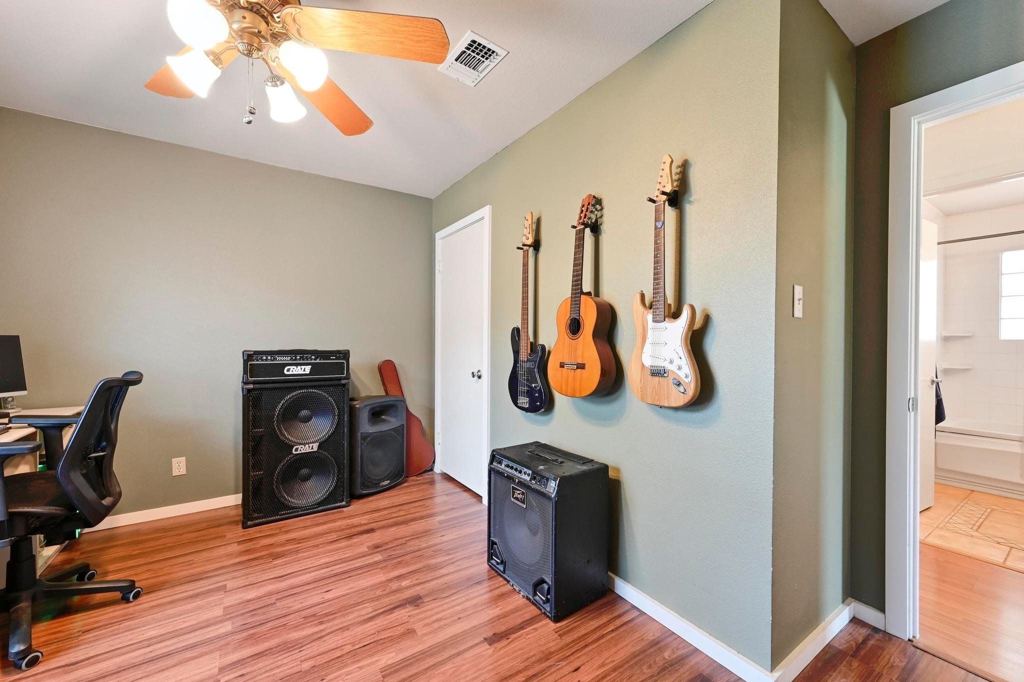 5303 Kings Highway Property Photo 18