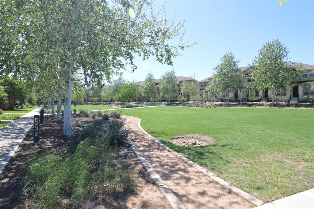 6814 E Riverside Dr #21 Property Photo 35