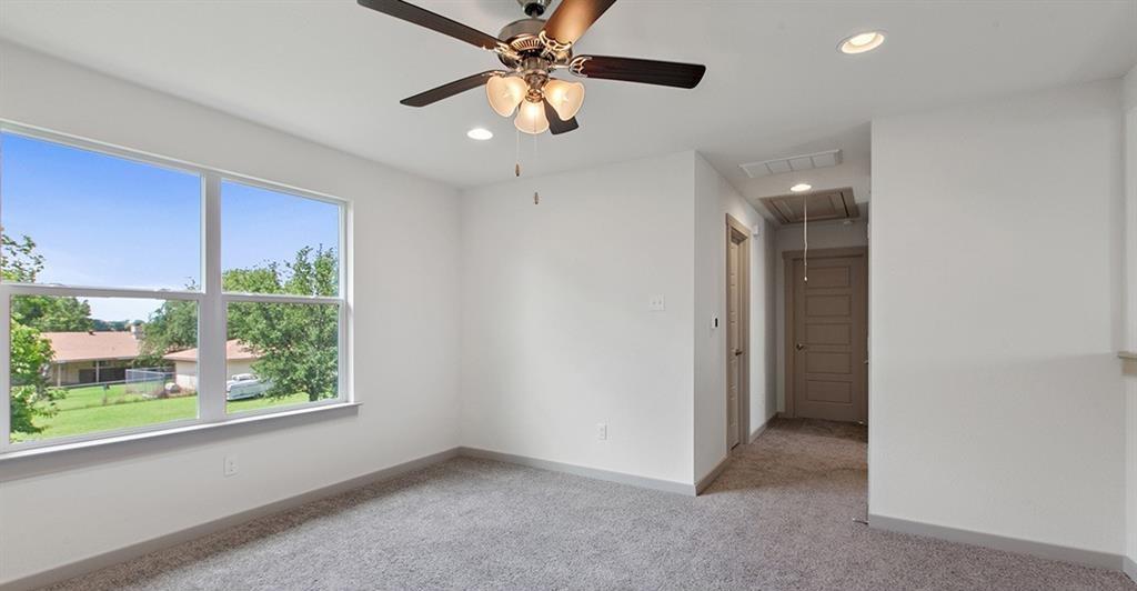 128 New Hampton Way Property Photo 21