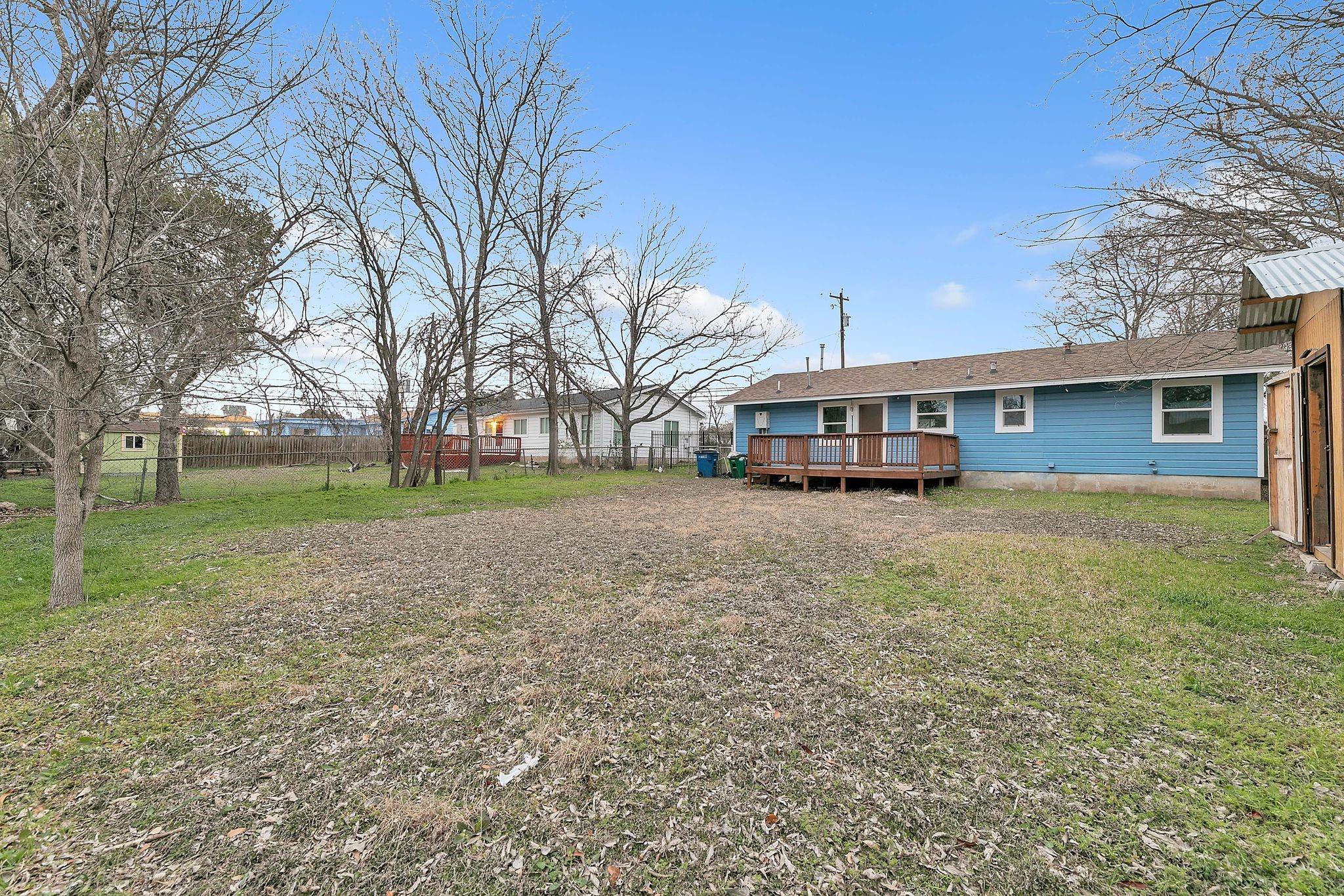 2905 Rogge Ln Property Photo 14