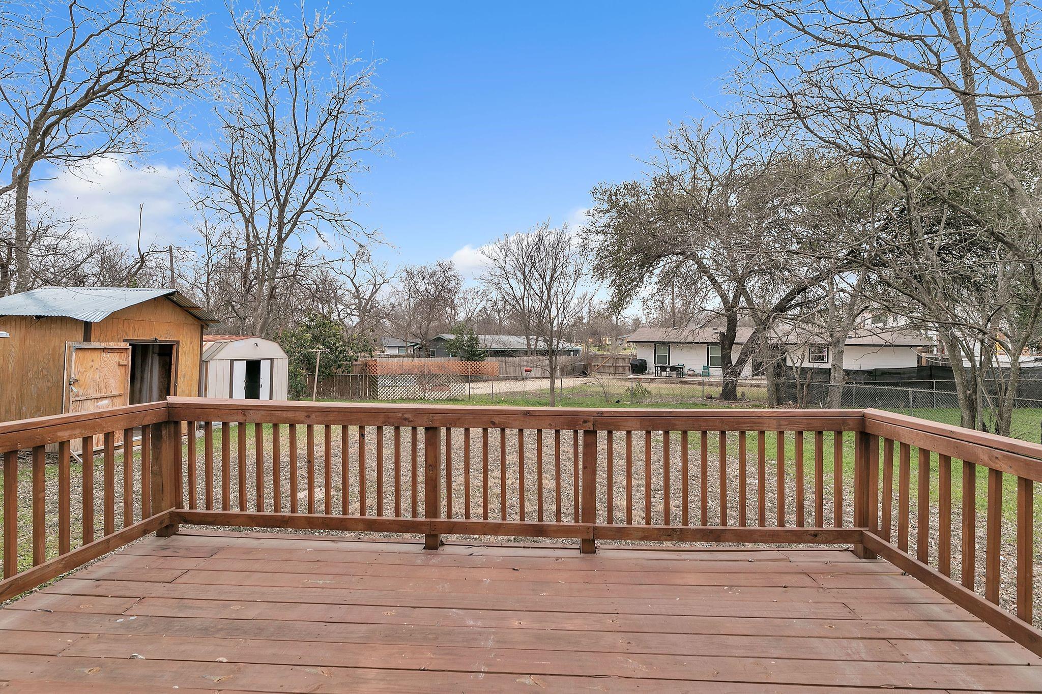 2905 Rogge Ln Property Photo 15