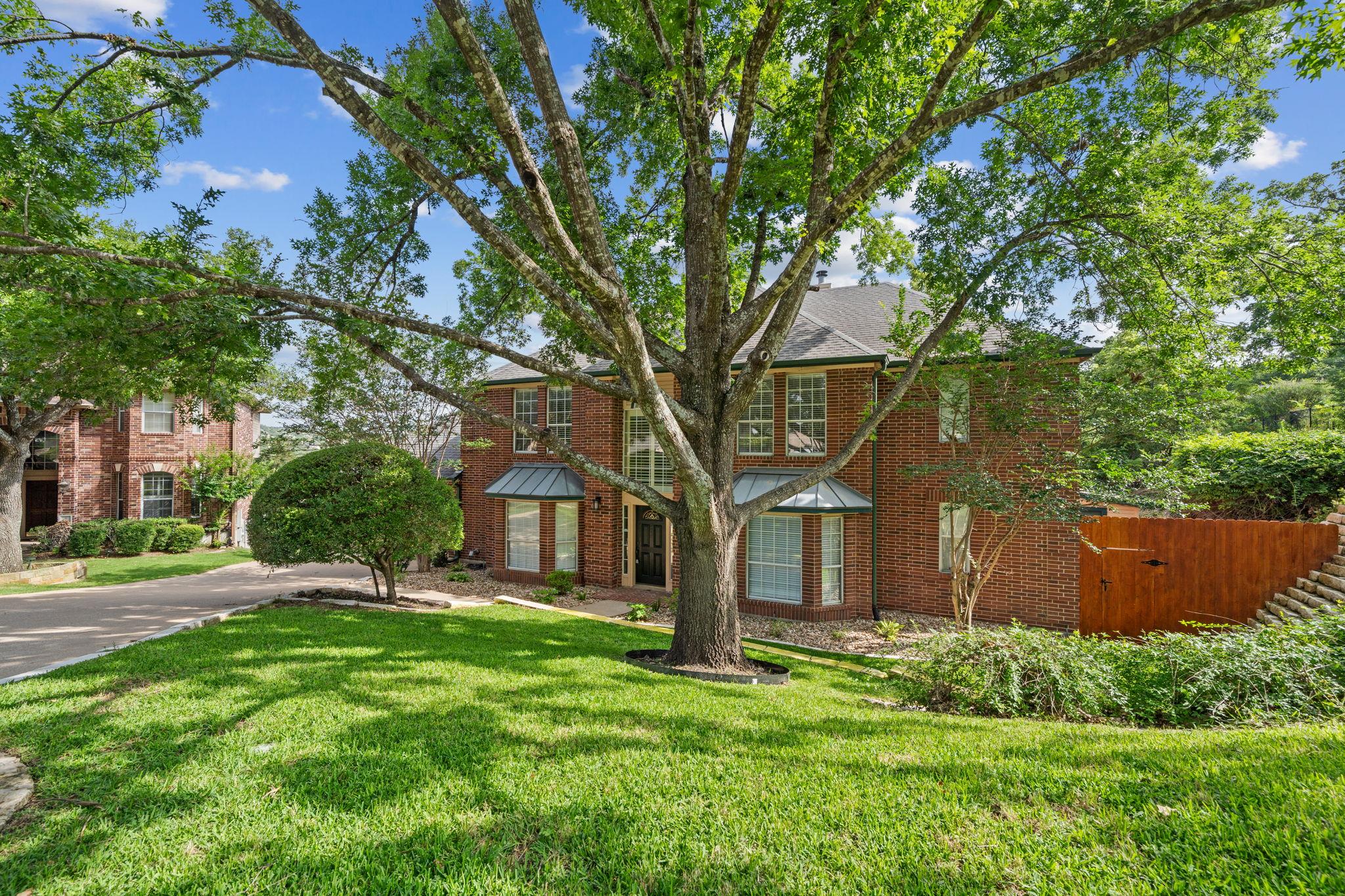 6604 Strutton Cv Property Photo 1