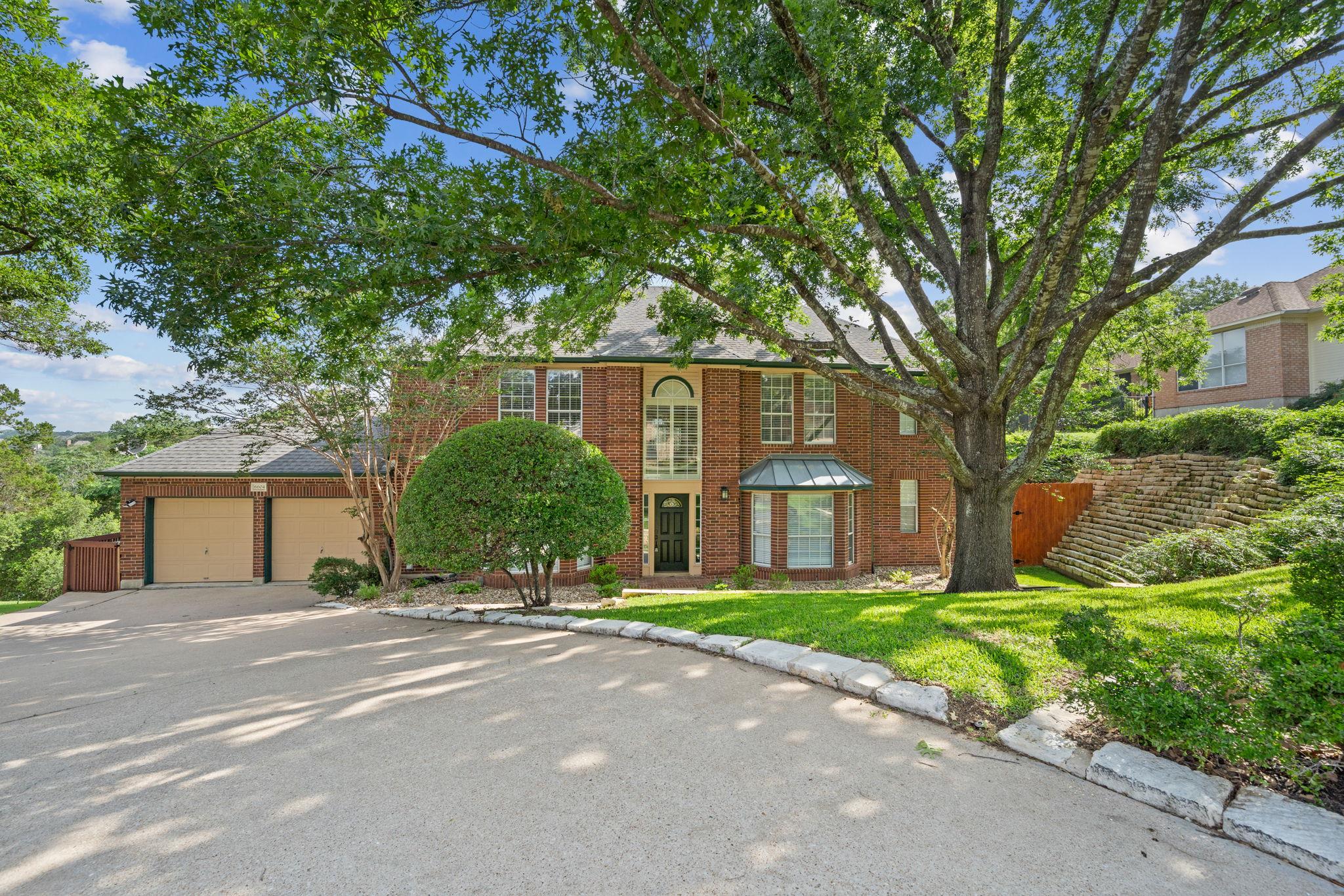 6604 Strutton Cv Property Photo 2