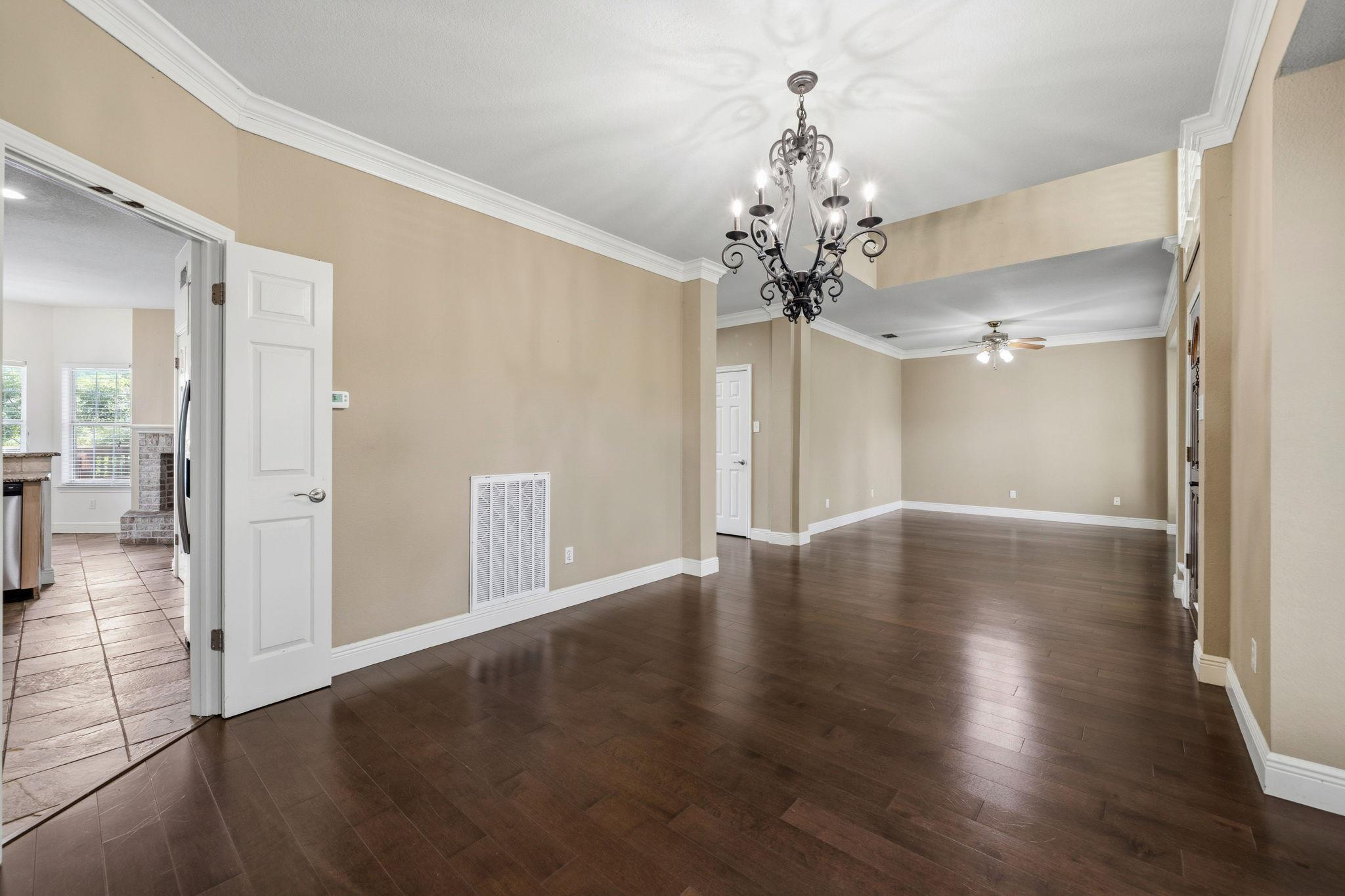6604 Strutton Cv Property Photo 10