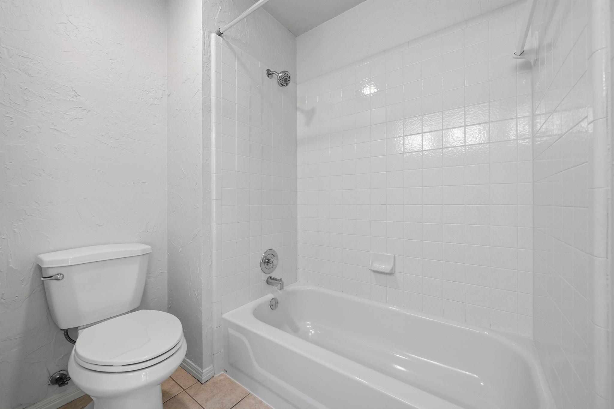 6604 Strutton Cv Property Photo 27