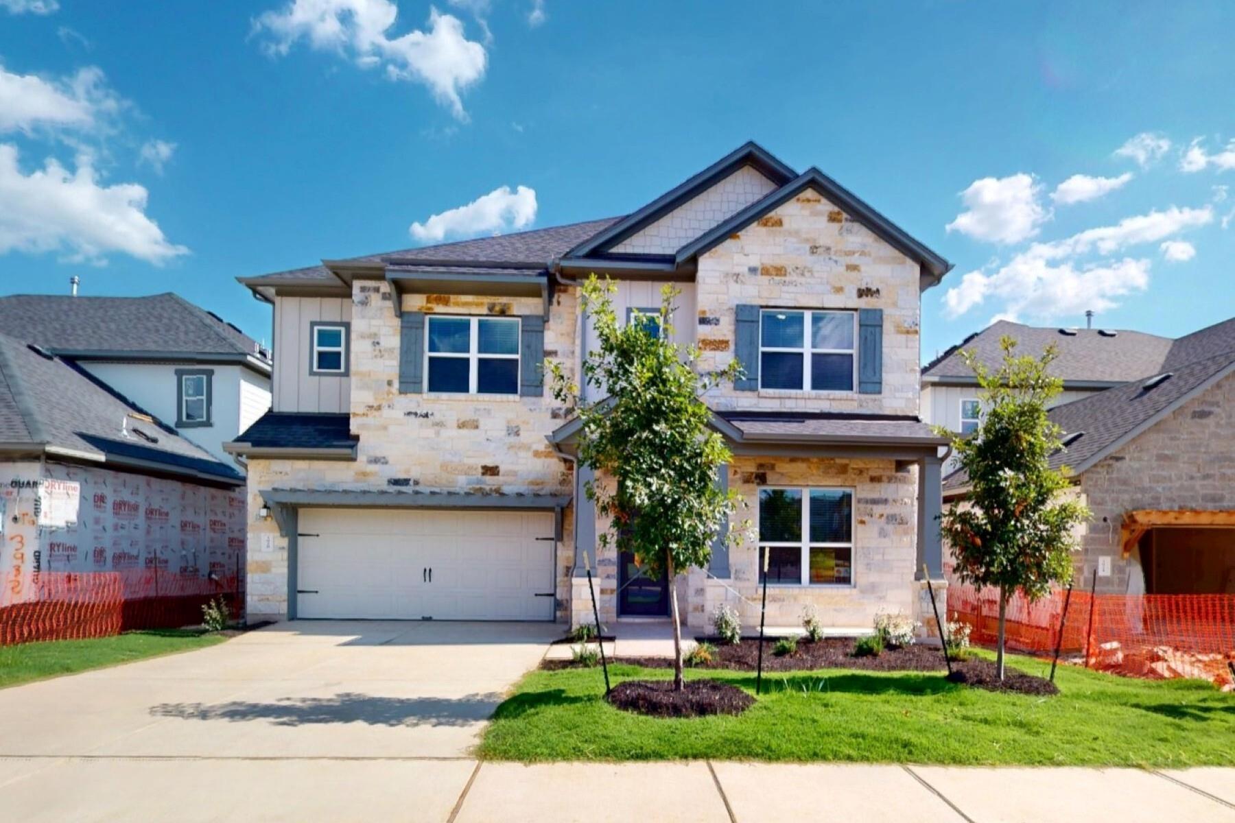 3928 Fulton Dr Property Photo 2