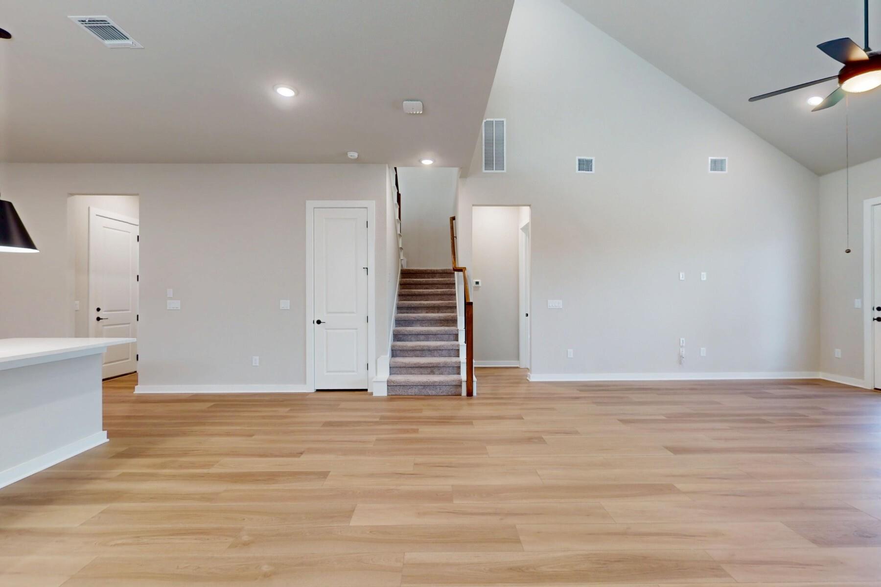 3928 Fulton Dr Property Photo 8