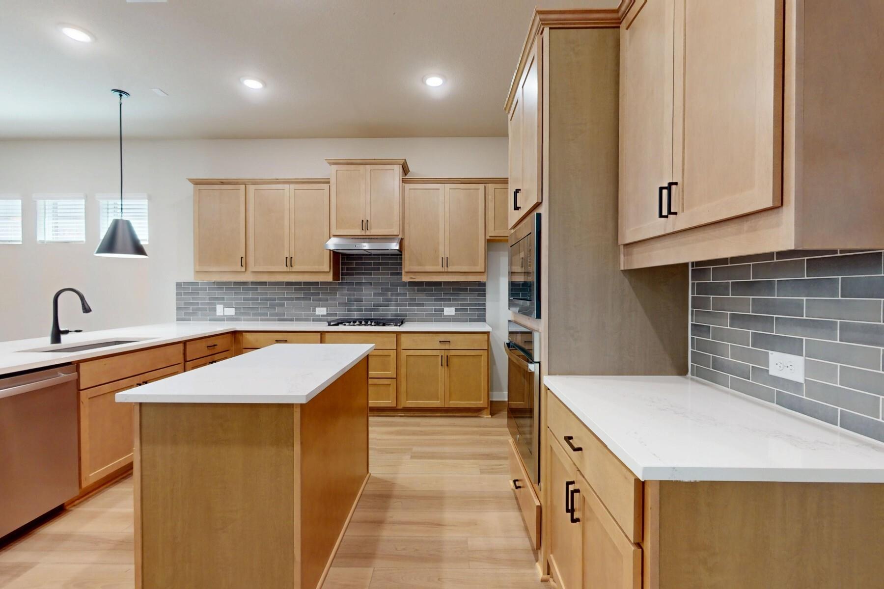 3928 Fulton Dr Property Photo 13