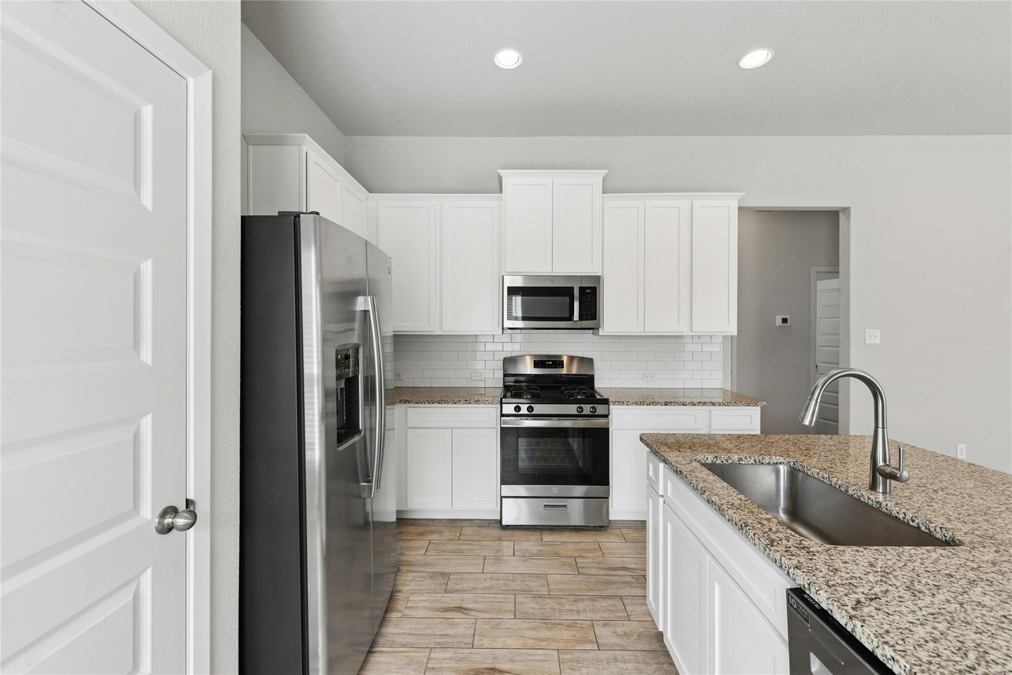 120 Lyndon Dr Property Photo 11