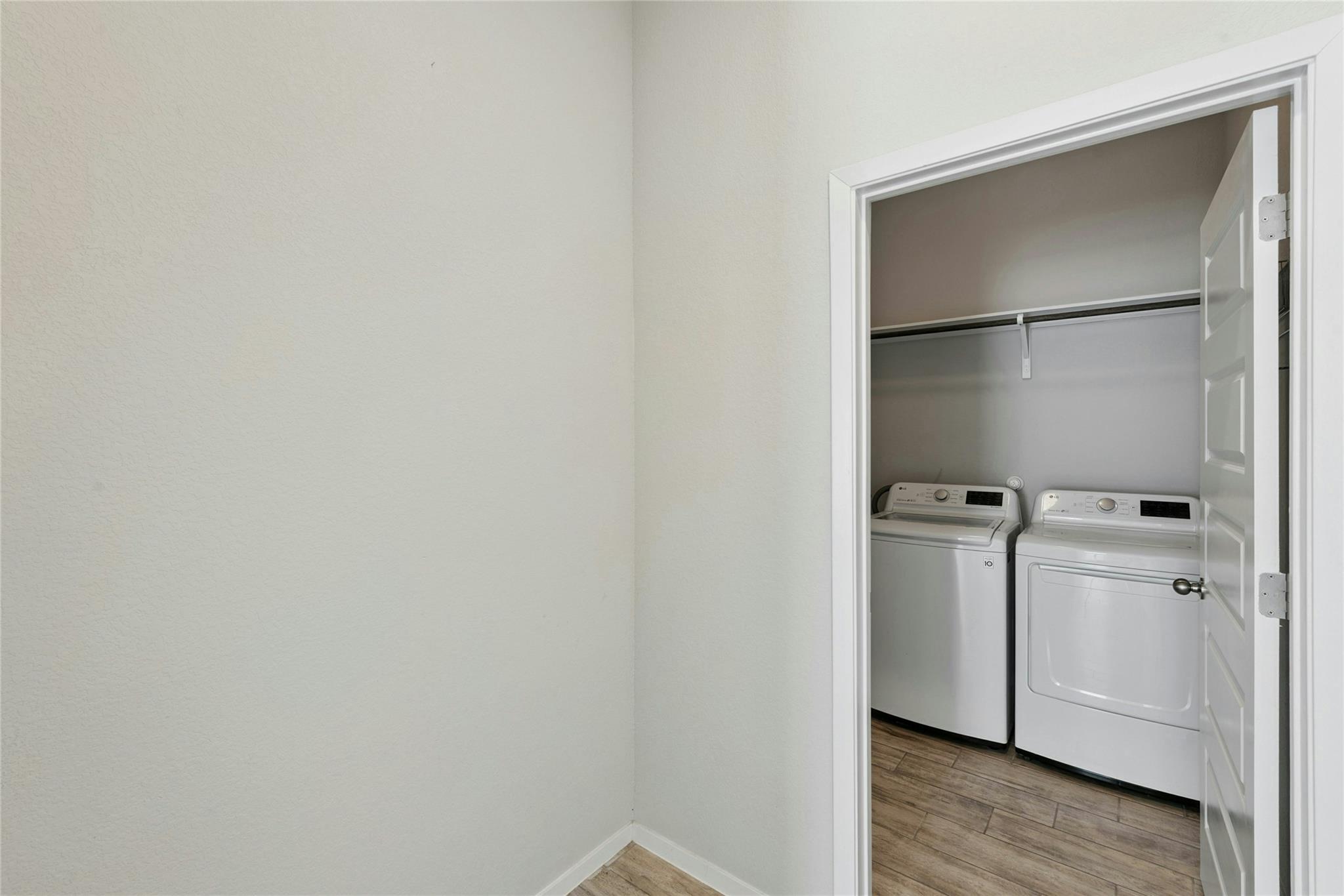 120 Lyndon Dr Property Photo 24