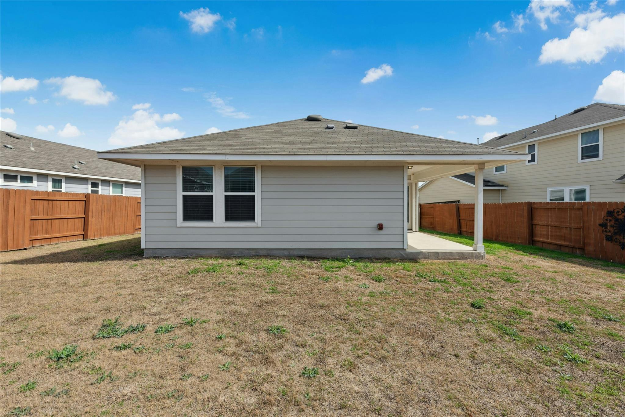 120 Lyndon Dr Property Photo 26