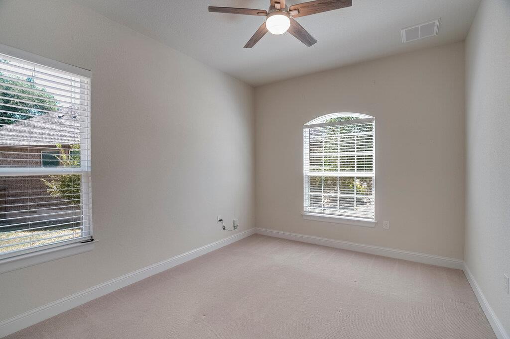 8600 Texhoma Cv Property Photo 7