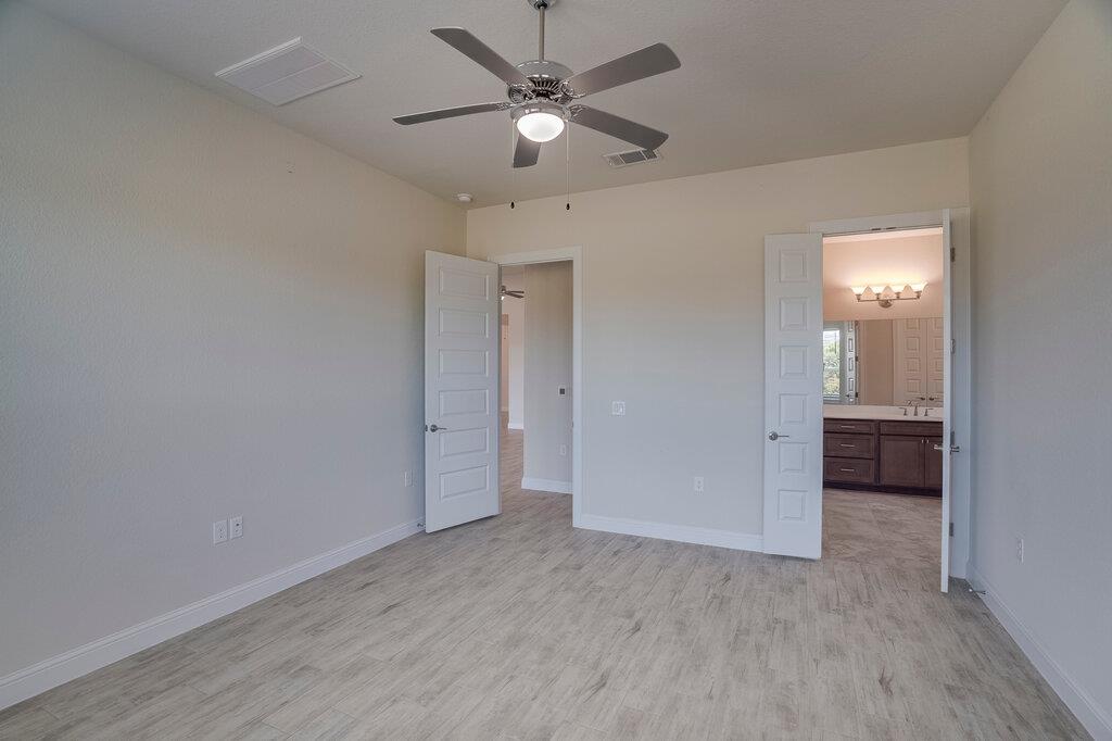 8600 Texhoma Cv Property Photo 17