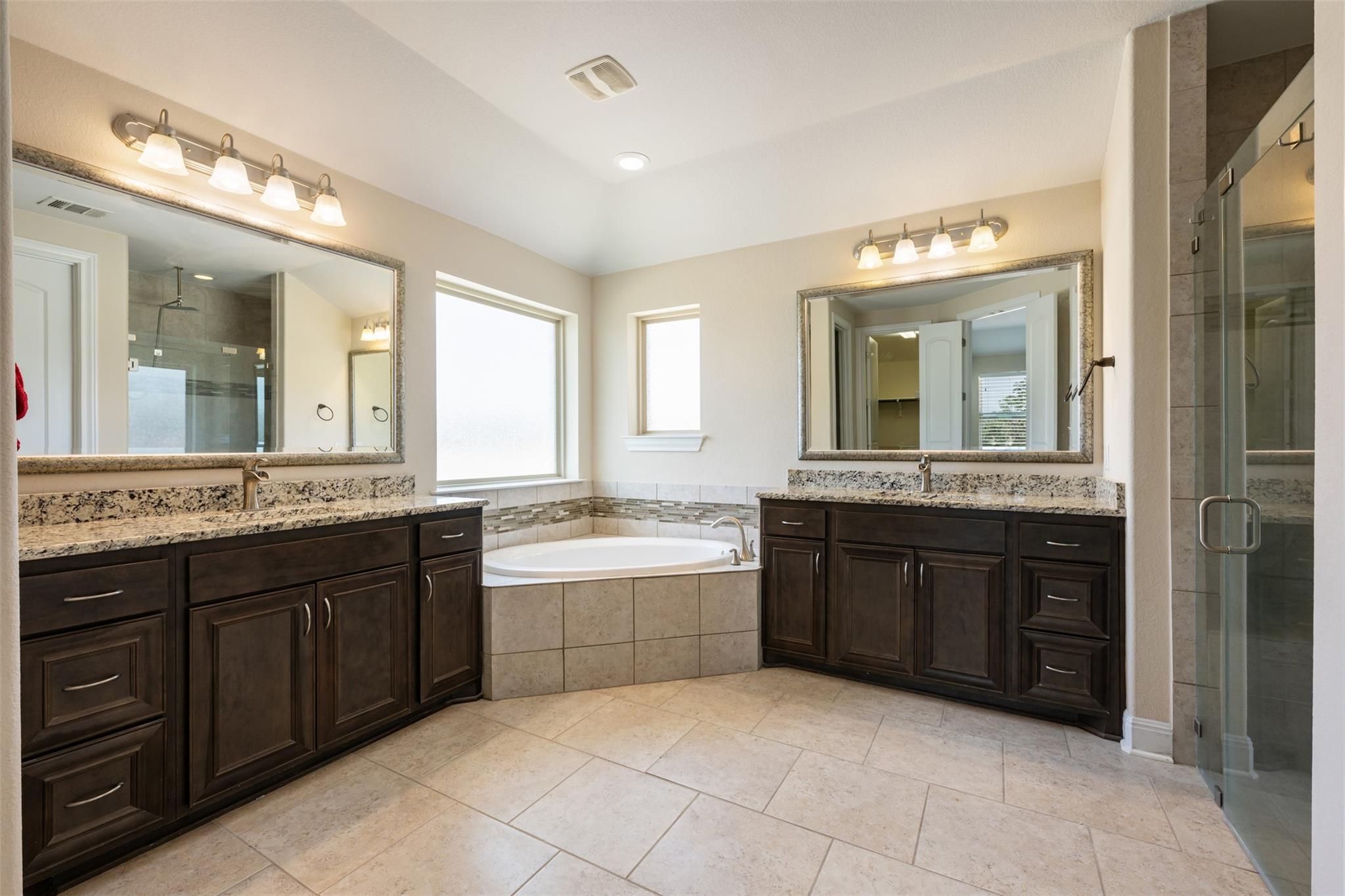 104 Claimjumper Property Photo 29