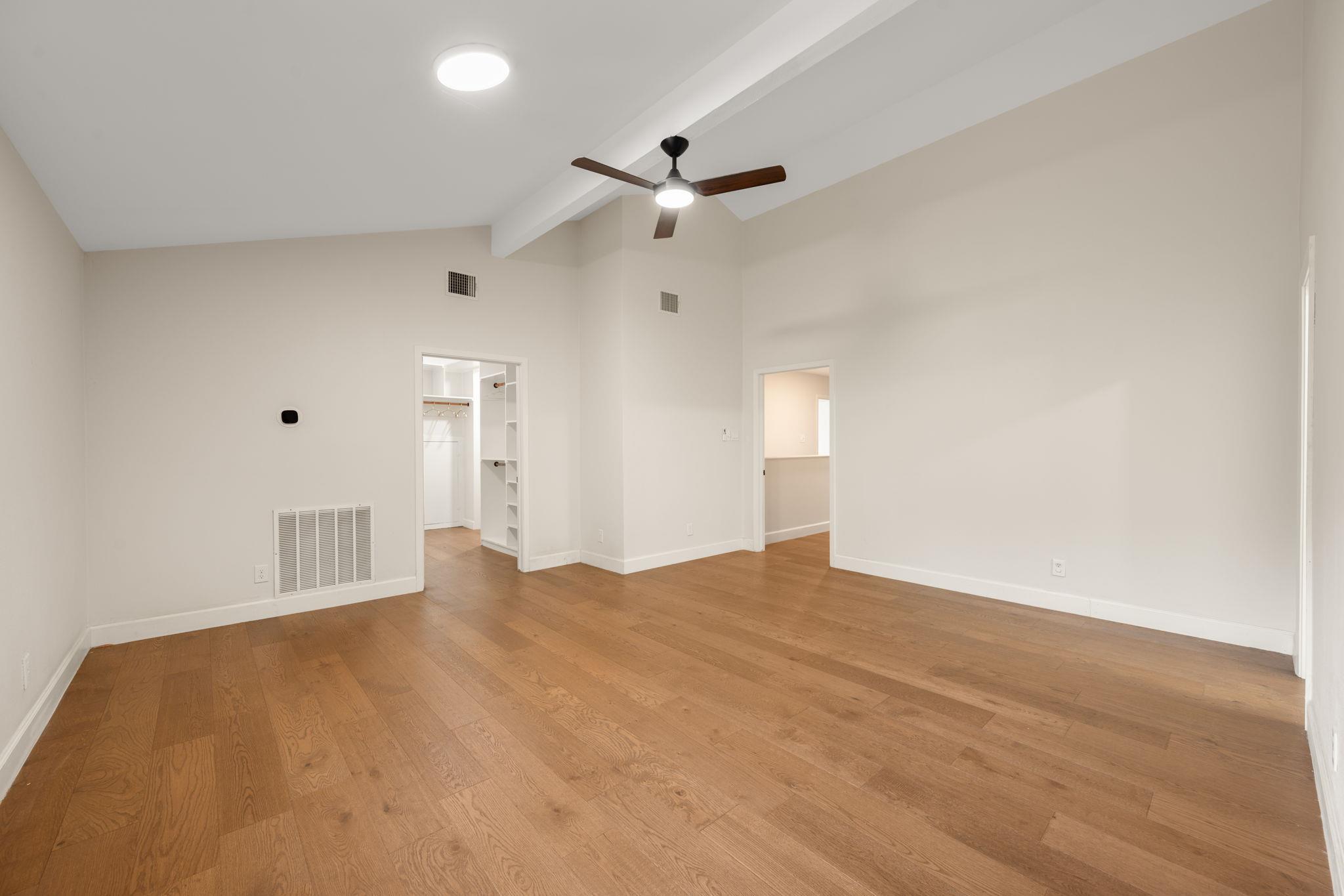 210 Waxwing Dr Property Photo 24