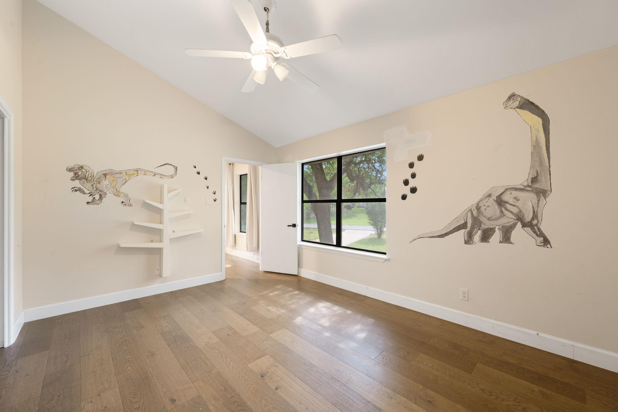 210 Waxwing Dr Property Photo 28