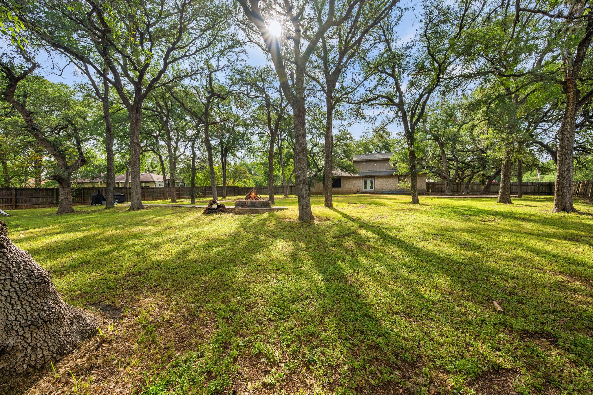 210 Waxwing Dr Property Photo 36