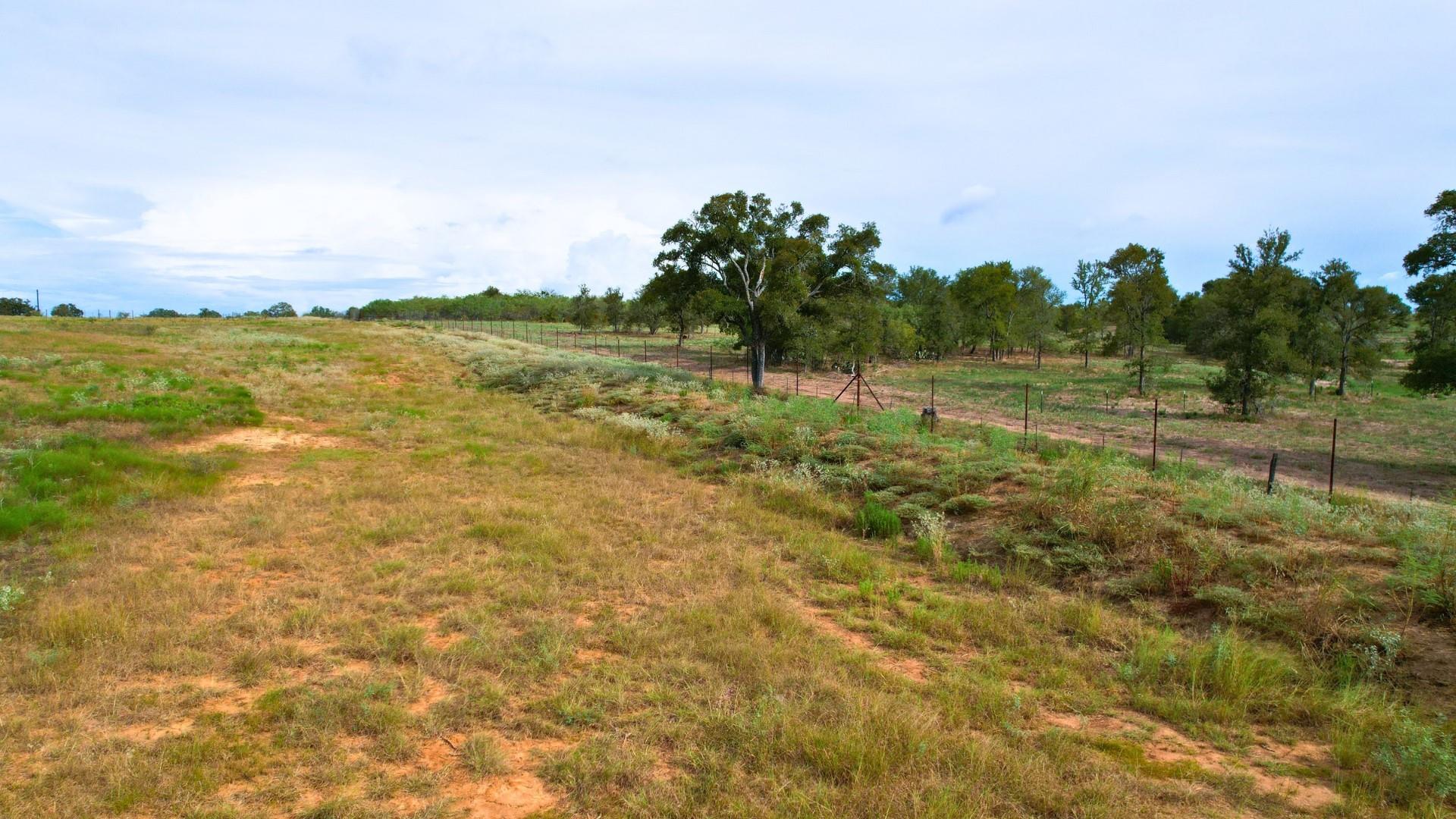 1222 Ferguson Loop Property Photo 2