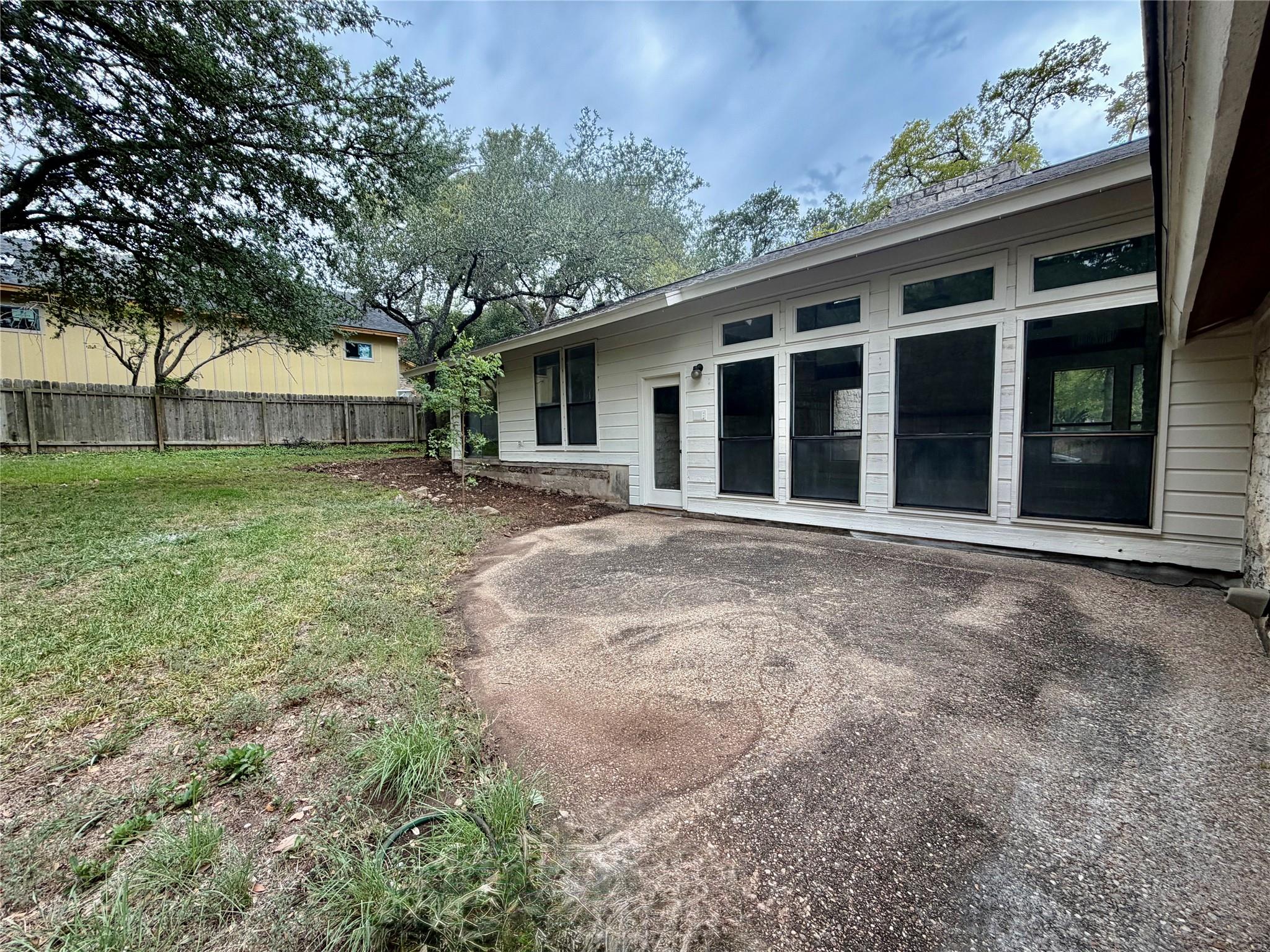 7509 Hart Ln Property Photo 23