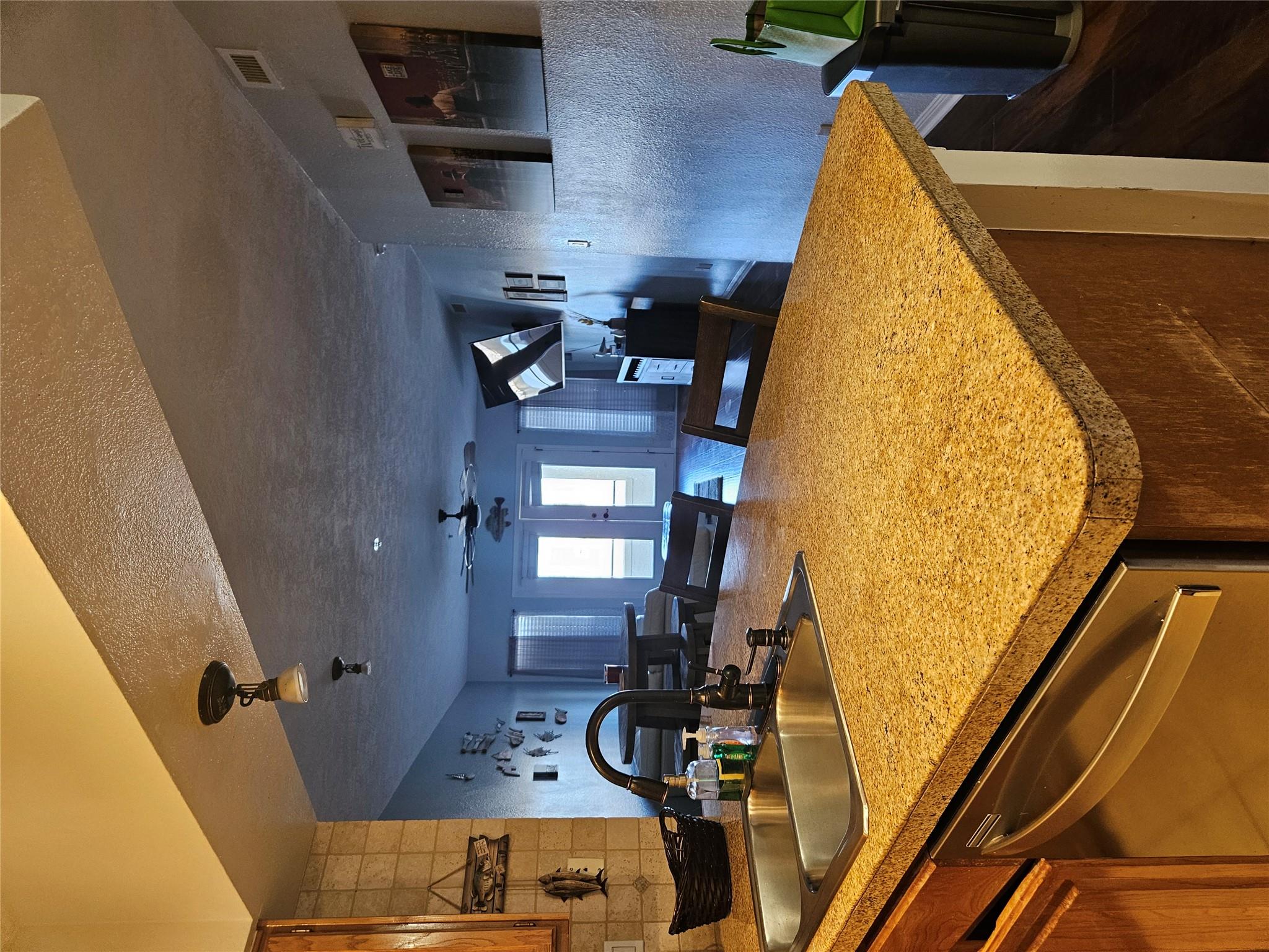 3404 American Dr 1108 Property Photo 10