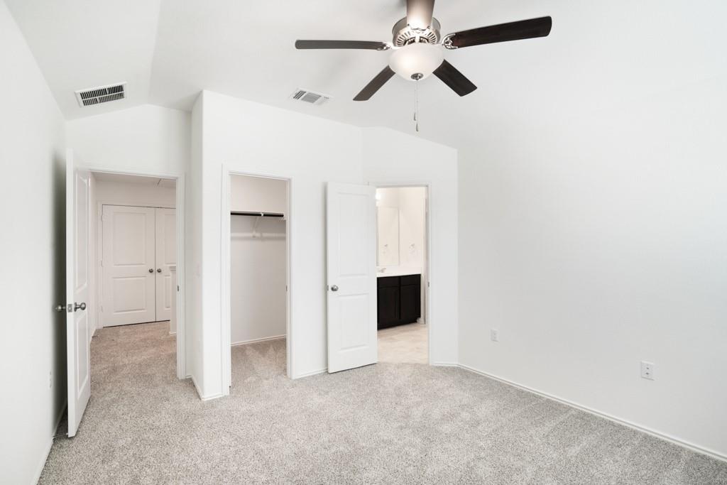 15200 Spruce Frost Cv #a Property Photo 11