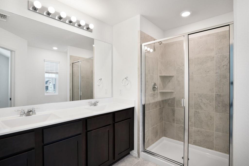 15200 Spruce Frost Cv #a Property Photo 12