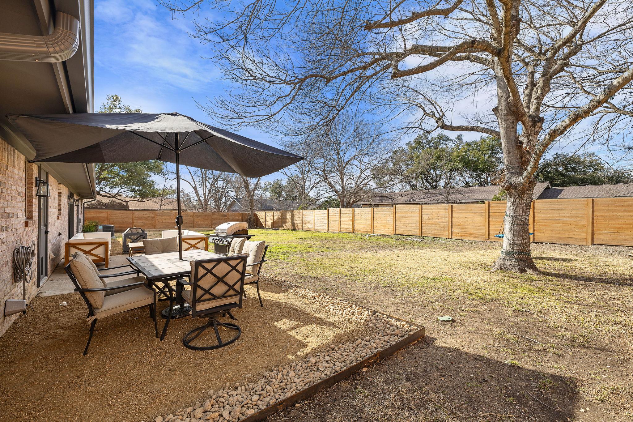 1608 Mimosa St Property Photo 34