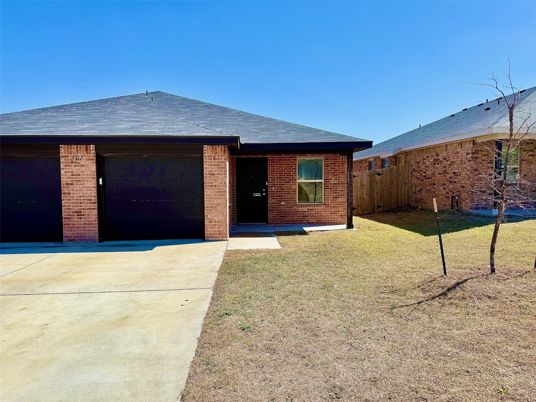 2312 Duntov Dr B Property Photo