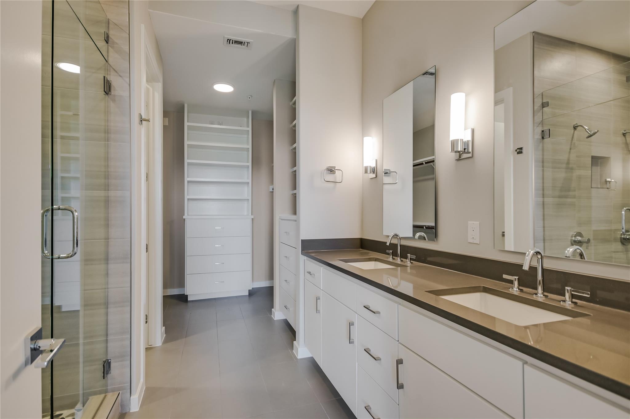 5921 Hi Line Rd #2.403 Property Photo 17